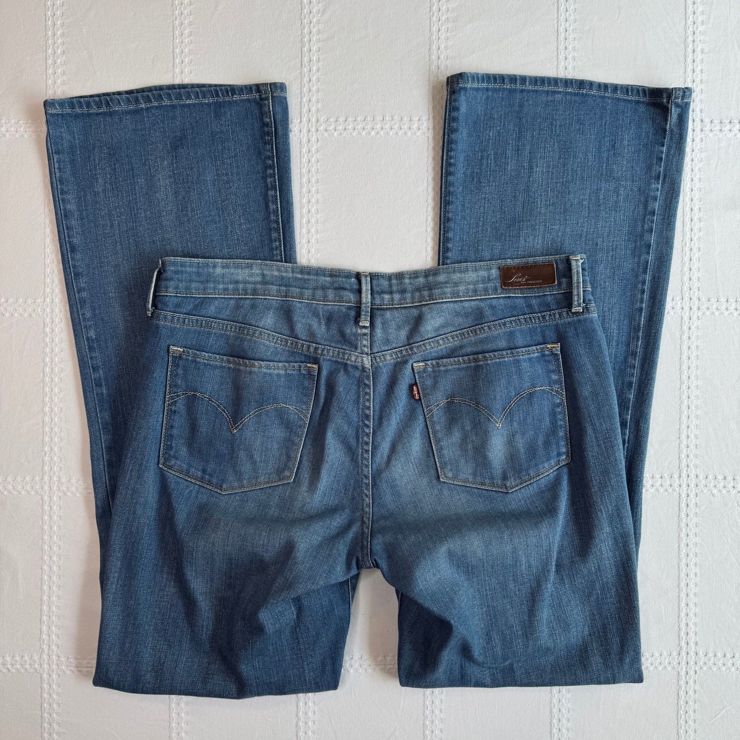 Levi’s Low Rise Flare Jeans