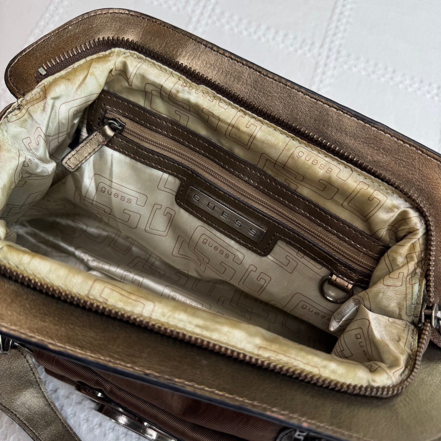 Guess 00s Brown Bag